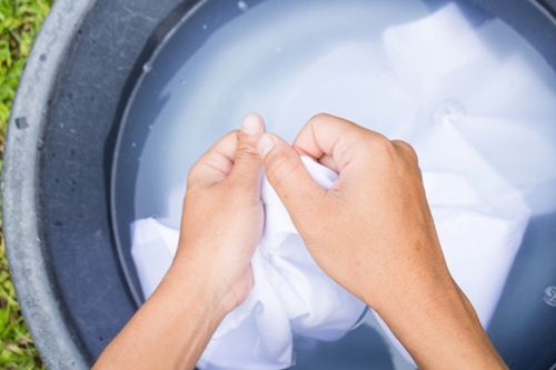 Cách giặt áo sơ mi đồng phục