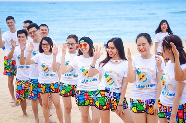 huong dan chon mau dong phuc phu hop voi doanh nghiep 3